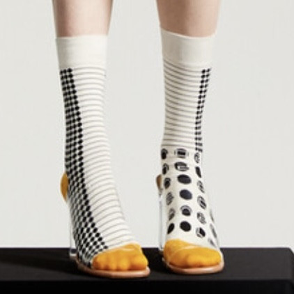 Unisex socks/ Tất vớ thời trang Unisex hoạ tiết Trắng Đen